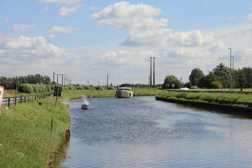 Polder 27 Villa Oudenburg Exteriör bild